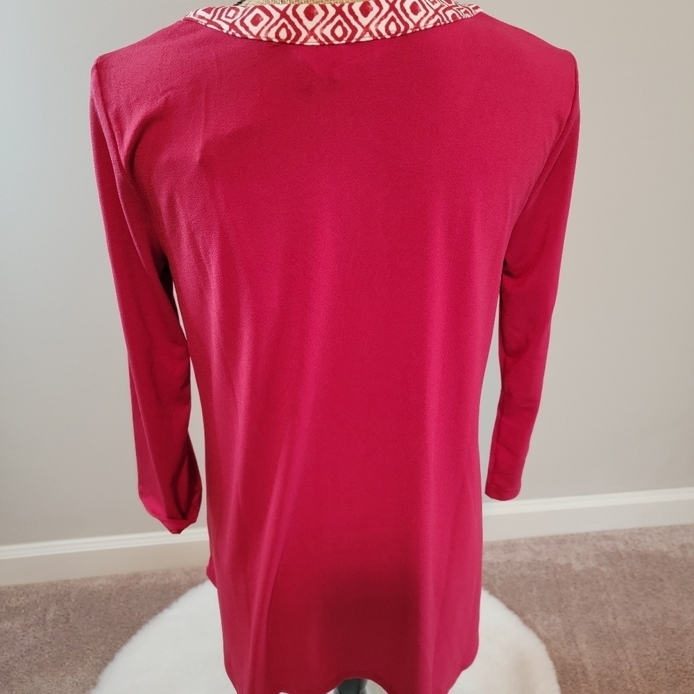 Magnolia Grace red printed collar top - Picture 3 of 5